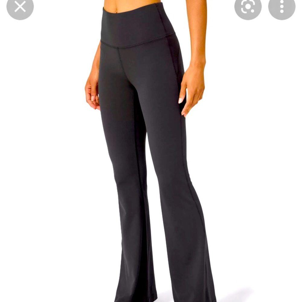 Brand new Lululemon Groove Flair Pants - Size 6, inseam 29 1/2”.